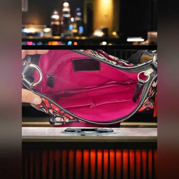 Vintage Coach Poppy Daisy Kyra Floral Graffiti Crossbody Messenger Bag - Picture 13 of 16